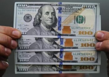 «Tus dólares, tu decisión»: el Gobierno lanza un plan para regularizar dólares no declarados