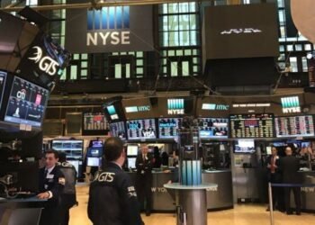 Suben los mercados tras el fallo judicial que frena los aranceles de Trump y el impulso de Nvidia