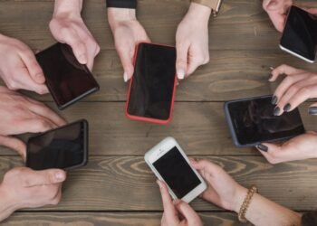 El Gobierno anunció una reducción progresiva de impuestos para productos electrónicos