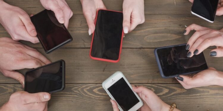 El Gobierno anunció una reducción progresiva de impuestos para productos electrónicos