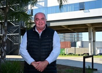 Para Javier Martin, «está bien bajar la inflación y un tipo de cambio estable, pero necesitamos políticas productivas»