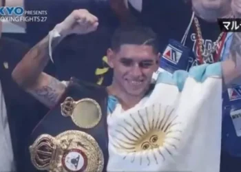 El “Pumita” Martínez cayó, se levantó y retuvo su título mundial en Japón