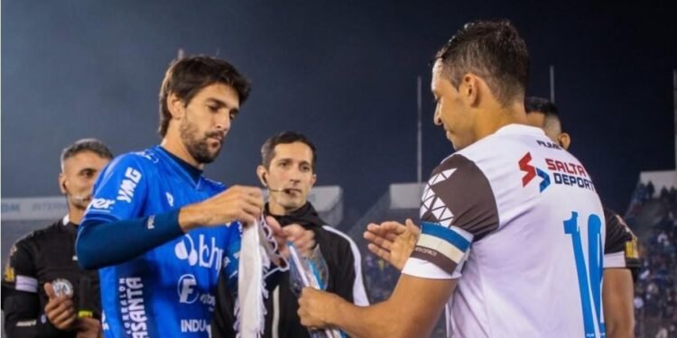 Federal A: Atlético se volvió con las manos vacías de Salta