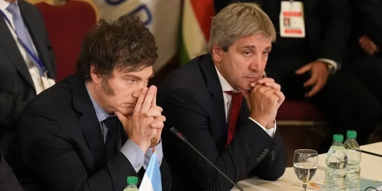 Dólares del colchón e inflación Los desafíos de Milei y Caputo ante un intenso calendario electoral