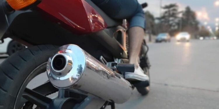 Polémica por los escapes libres en Rafaela: ¿quiénes los usan, por qué y cuánto cuestan?