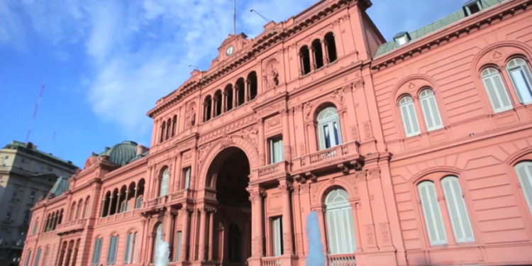 Milei avanza con la motosierra: eliminan los fondos FISU y FONDOTEC y ya suman 24 fideicomisos disueltos