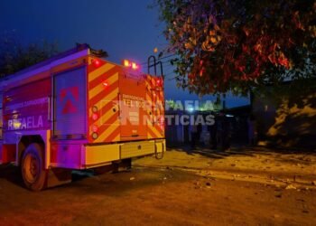 Incendio en barrio Zazpe: se prendió fuego un ropero en una vivienda