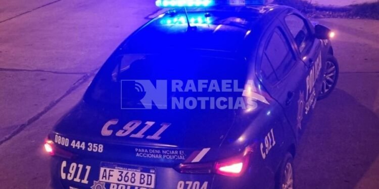 Barranquitas: le pegaron en la cabeza con un arma y le robaron el celular