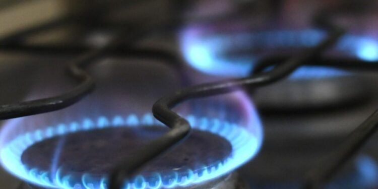 Grave intoxicación por monóxido de carbono en una vivienda de Esperanza