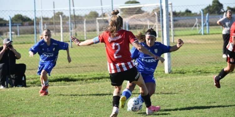 Fútbol femenino: Atlético cayó como local ante Estudiantes