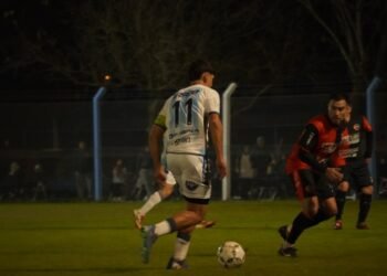Liga Rafaelina de Fútbol: Atlético no pudo con Sportivo Roca