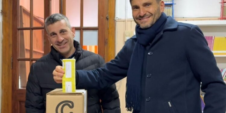 Pullaro votó en Hughes y destacó la normalidad de los comicios en toda la provincia