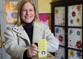 Scaglia: «Los santafesinos están eligiendo mucho más que autoridades»