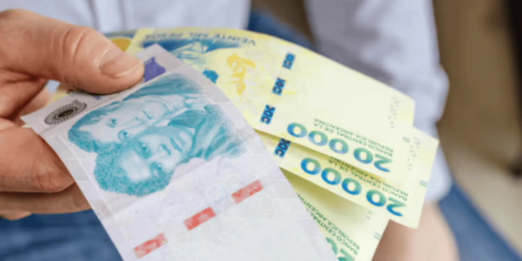 Aguinaldo: cómo aprovecharlo para saldar deudas o invertir con inteligencia