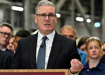 Con foco en Rusia Starmer, la búsqueda de control político en Reino Unido y la preparación “para la guerra”