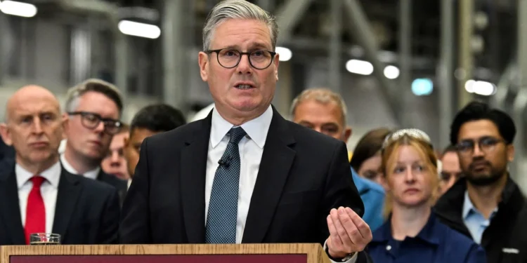 Con foco en Rusia Starmer, la búsqueda de control político en Reino Unido y la preparación “para la guerra”