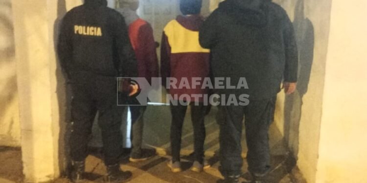 Segunda noche consecutiva de operativos de saturación: controles en Villa Rosas, Villa del Parque y Belgrano