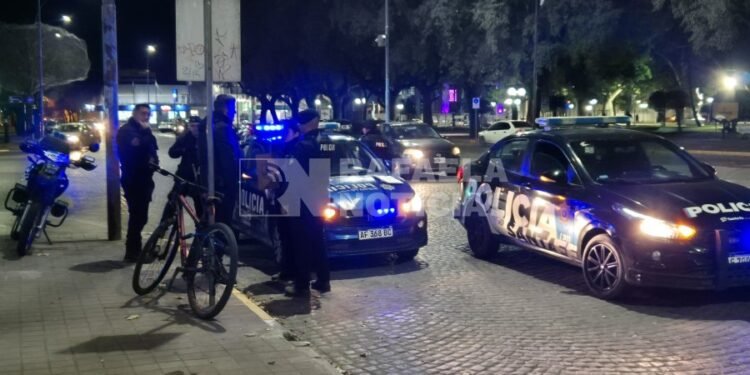 Detienen a un sujeto con arma blanca en el centro de la ciudad