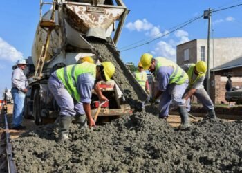 La oposición reclamó por un plan de pavimentación anunciado ante vecinalistas