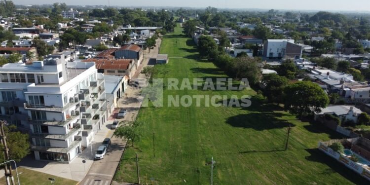 Proyectan crear un espacio permanente para ferias y recitales al aire libre en la ciudad: ¿dónde estará?