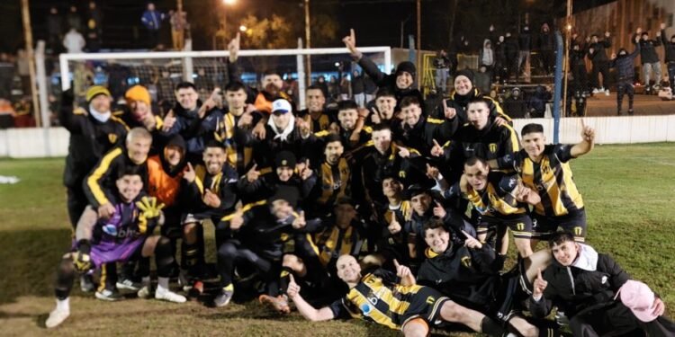 Liga Rafaelina de Fútbol: Libertad se coronó campeón del Apertura