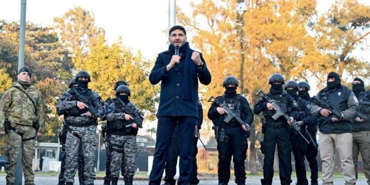 Pullaro presentó una unidad especial para capturar narcos y sicarios prófugos en Santa Fe