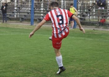Sebastián Acuña recibió el alta médica y continuará su recuperación en casa