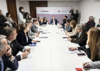 Comienzan las reuniones de comisión en la Convención Reformadora de la Constitución de Santa Fe