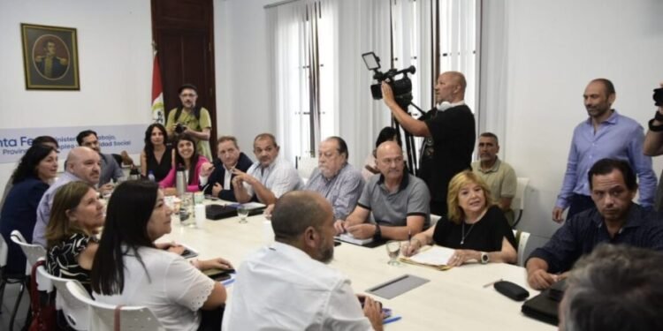 Paritarias: Desde Sadop solicitarán una recomposición salarial para los docentes