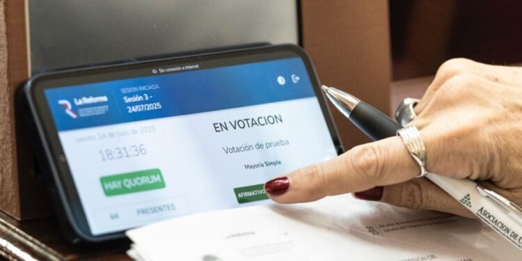 Se presentaron más de 700 proyectos para reformar la Constitución de Santa Fe