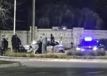 Accidente de tránsito en el sur de la ciudad: una pareja y su beba resultaron lesionados