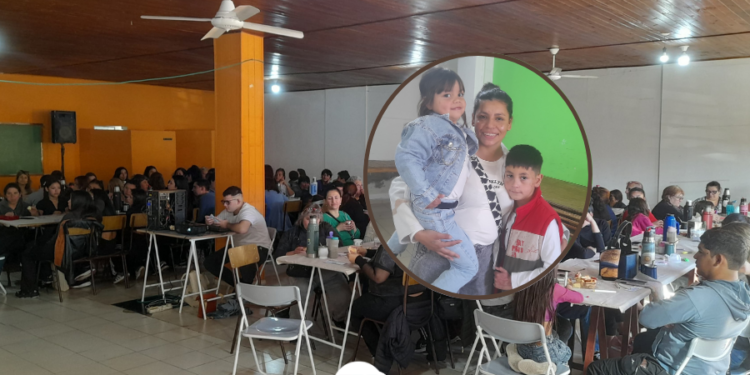 Se realizó el mate bingo solidario para ayudar a Loan en su tratamiento