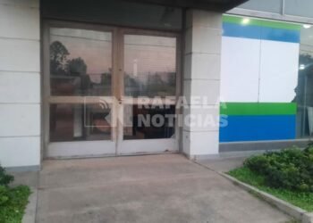 Entraron tres veces en un solo día a un depósito y se llevaron electrodomésticos de gran tamaño