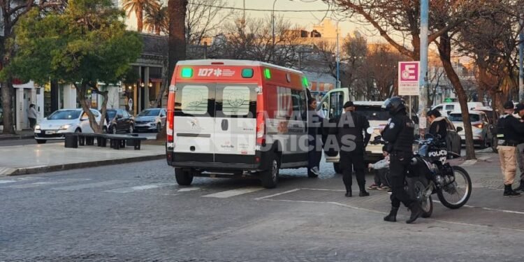 Caos en el centro de Rafaela por un accidente de tránsito