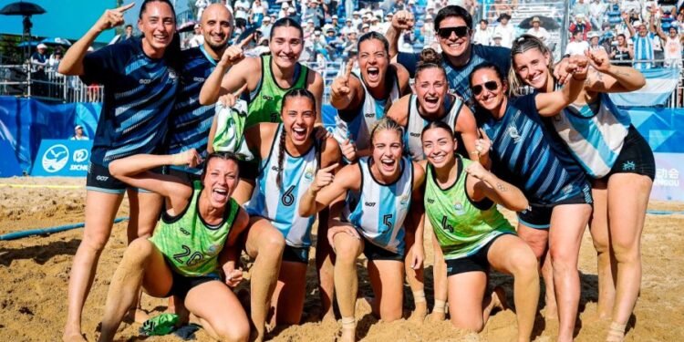 Las Kamikazes, campeonas de los Juegos Mundiales de beach handball