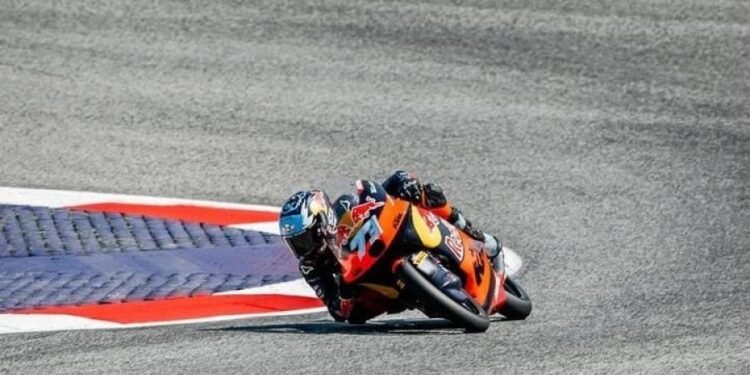 Moto3 en Austria: Valentín Perrone partió desde la pole pero terminó séptimo