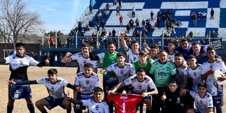 Liga Rafaelina de Fútbol: Quilmes se quedó con el clásico ante Peñarol