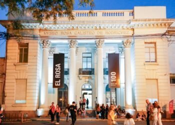 El Museo de Bellas Artes “Rosa Galisteo de Rodríguez” exhibe las obras seleccionadas para el 102º Salón Anual Nacional