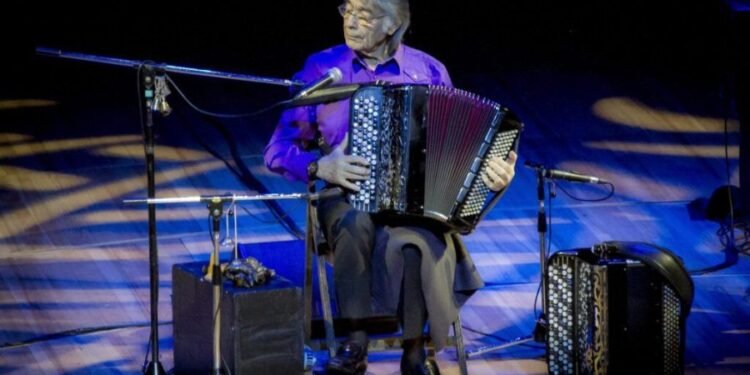 Murió Raúl Barboza, el acordeonista que llevó el chamamé al mundo