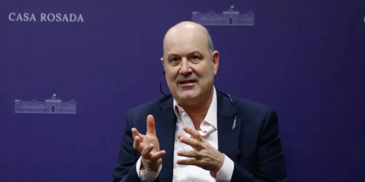 Sturzenegger: “El rechazo a los DNU tiene un impacto fiscal de 2,5 puntos del PBI”