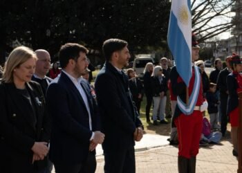 Pullaro: “San Martín luchó por la libertad y nosotros hoy debemos honrarlo luchando unidos por la igualdad para salir adelante”