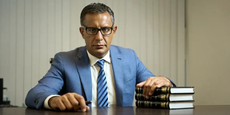 El juez Sebastián Sarmiento pidió ser defendido por un abogado gratuito del Estado ante el Jury