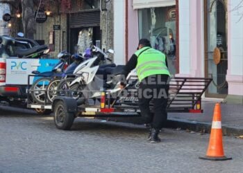 Controles en el centro de Rafaela: labraron 21 actas y retuvieron seis motocicletas