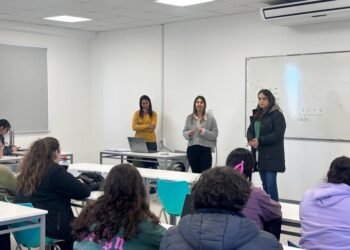 Comenzó la diplomatura en Tecnologías y Comunicación para la Administración