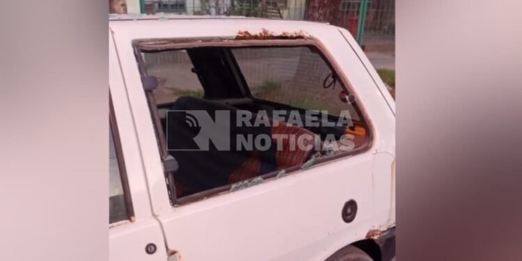 Villa Podio: vecinos denuncian roturas de autos y robos