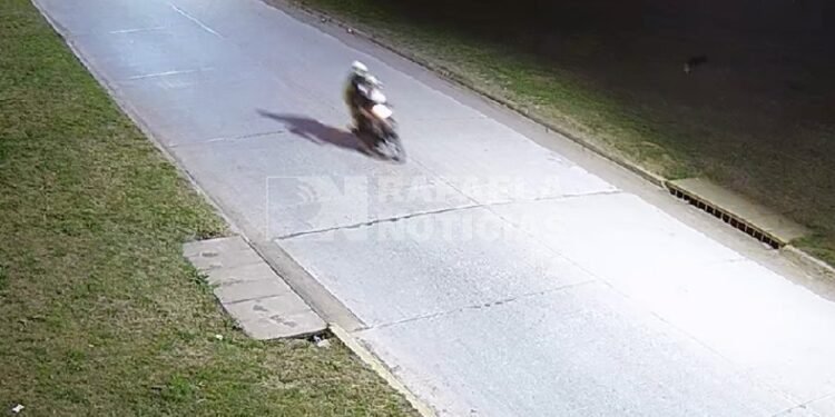 Moto robada y recuperada: la policía identificó al presunto autor, un menor de edad