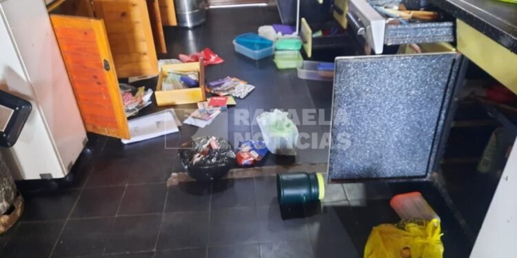 Robaron en la casa del protesorero de la comisión vecinal de barrio Villa Rosas