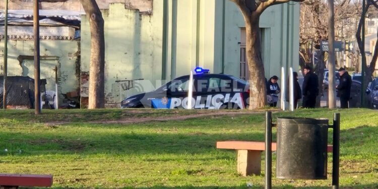 Una mujer falleció tras descompensarse en la vía pública