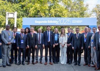 Pullaro en el Santa Fe Business Forum 2025: “Argentina saldrá adelante si tenemos la capacidad productiva para un cambio profundo”