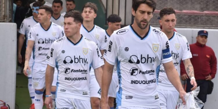 El gran susto en Salta: Lucas Albertengo sufrió una conmoción pero está fuera de peligro